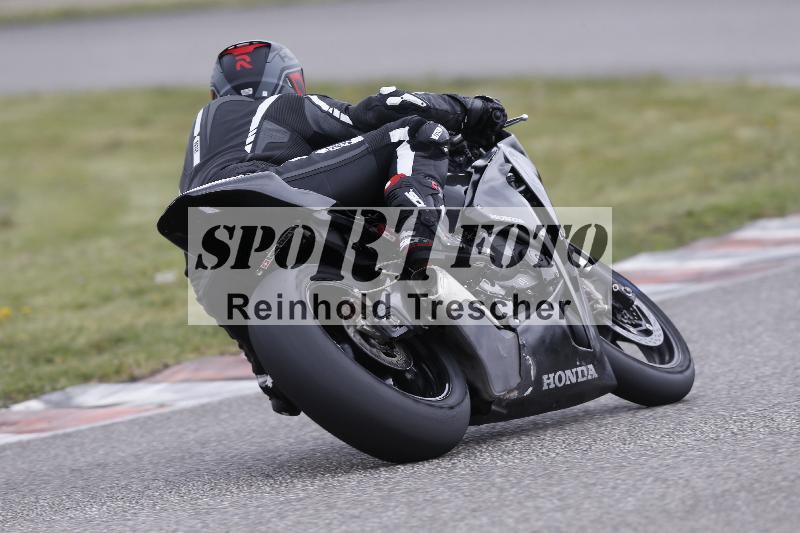 /Archiv-2025/06 18.04.2025 Speer Racing ADR/Gruppe rot/72